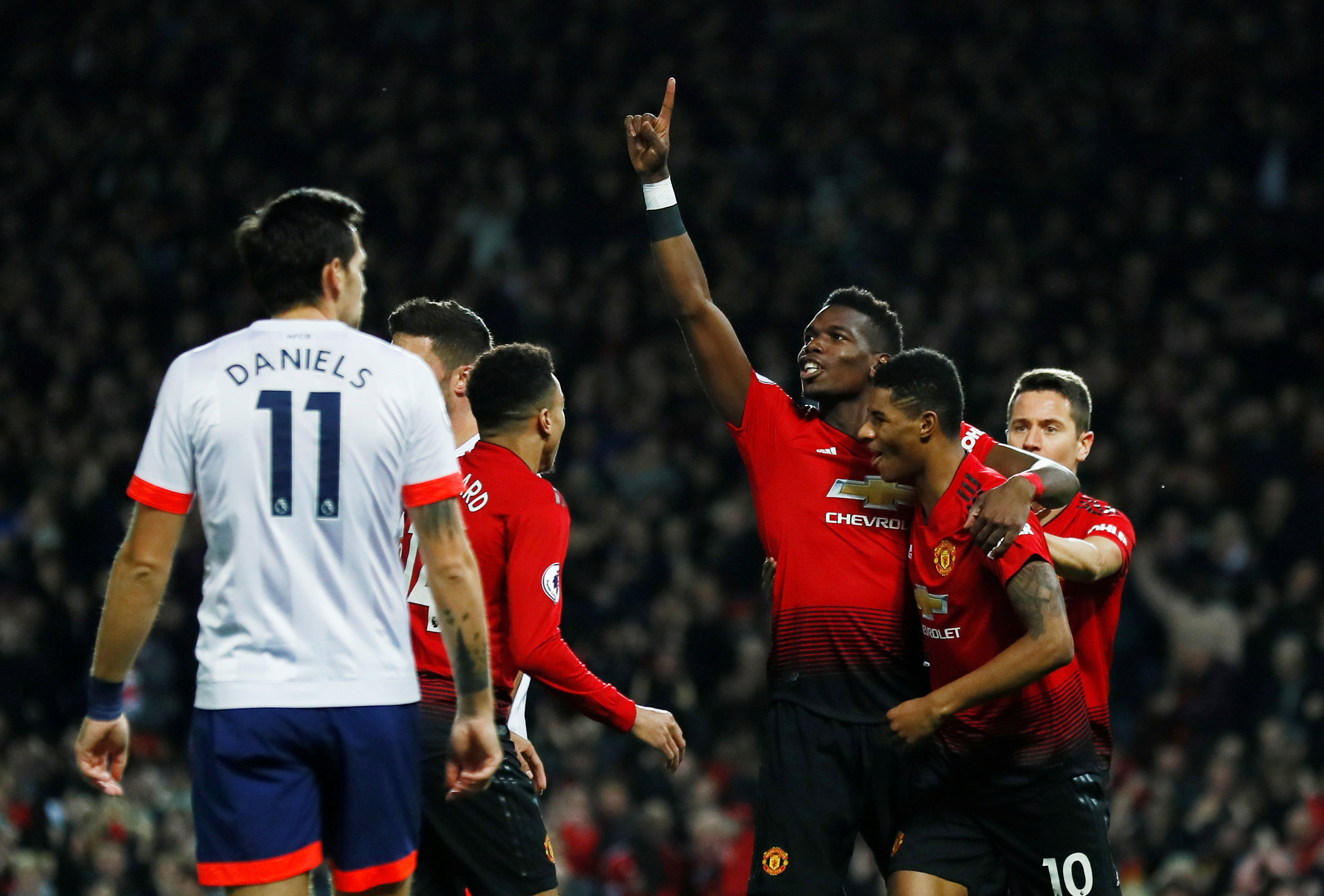 补席仍对判 补席仍对判